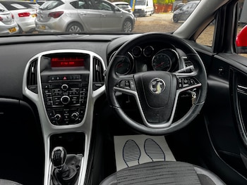 Used Vauxhall Astra 2014 for sale - 78489392: Photo