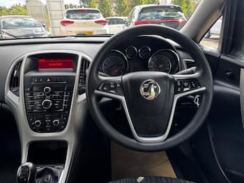 Used Vauxhall Astra 2011 for sale - 79703301: Photo