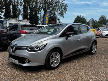 Used Renault Clio 2014 for sale - 79048110: Photo