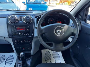 Used Dacia Sandero 2013 for sale - 78446559: Photo