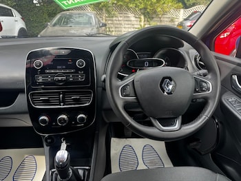Used Renault Clio 2018 for sale - 79444846: Photo