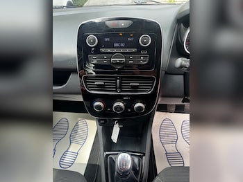 Used Renault Clio 2018 for sale - 79444846: Photo