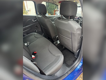 Used Renault Clio 2018 for sale - 79444846: Photo