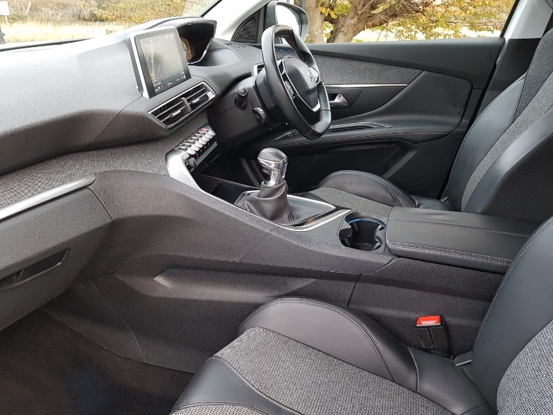 Used Peugeot 3008 2018 for sale - 76543554: Photo 5