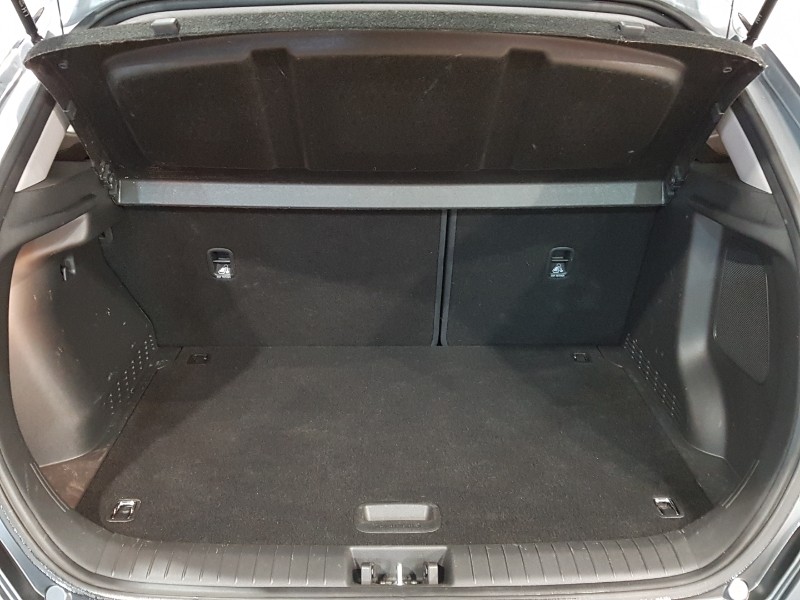 Used Hyundai KONA 2018 for sale - 76533120: Photo 8