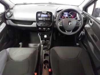 Used Renault Clio 2019 for sale - 79223731: Photo