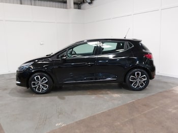 Used Renault Clio 2019 for sale - 79223731: Photo