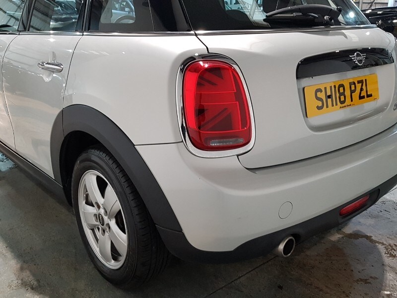 Used MINI Hatch 2018 for sale - 76518876: Photo 18