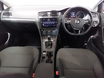 Used Volkswagen Golf 2019 for sale - 78791157: Photo