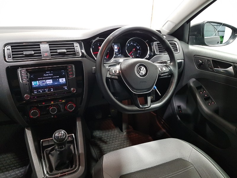 Used Volkswagen Jetta 2017 for sale - 77907351: Photo 10