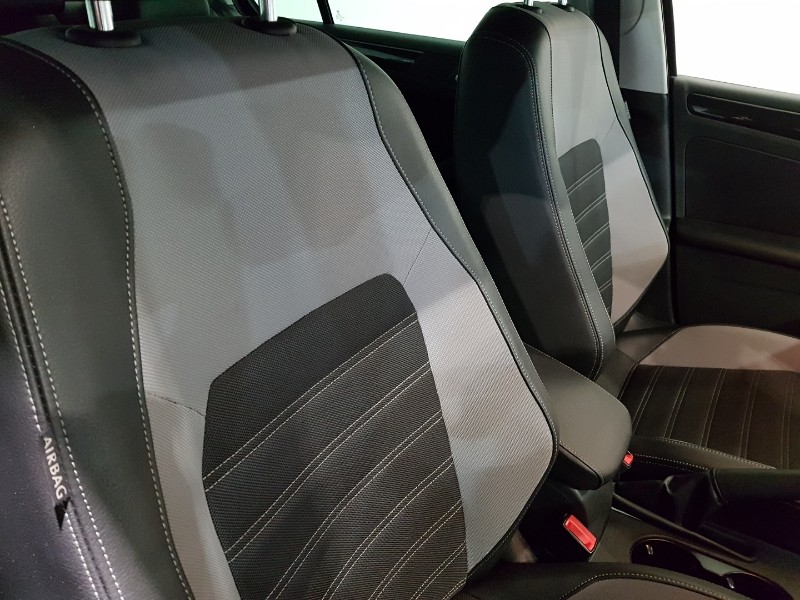 Used Volkswagen Jetta 2017 for sale - 77907351: Photo 17