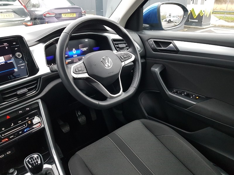 Used Volkswagen T-Roc 2023 for sale - 77070266: Photo 11