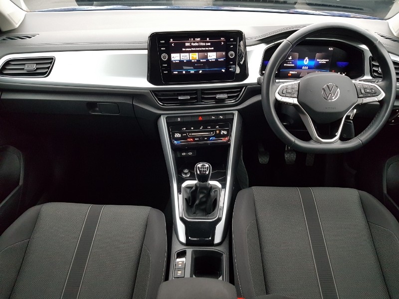 Used Volkswagen T-Roc 2023 for sale - 77070266: Photo 2