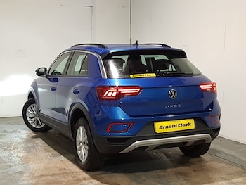 Used Volkswagen T-Roc 2023 for sale - 77070266: Photo
