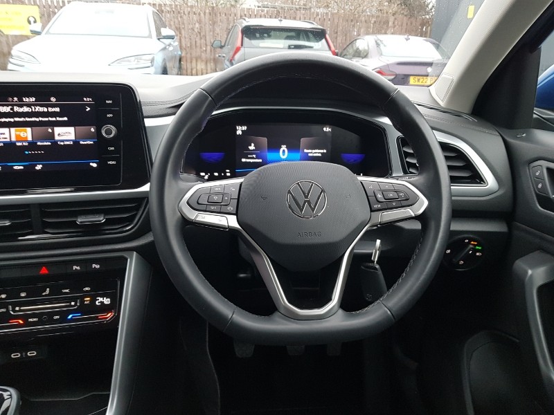 Used Volkswagen T-Roc 2023 for sale - 77070266: Photo 7