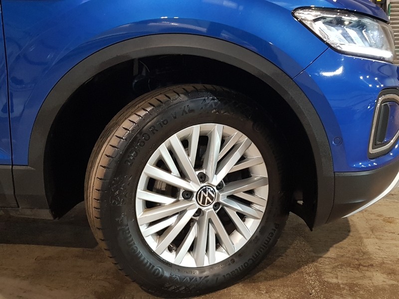 Used Volkswagen T-Roc 2023 for sale - 77070266: Photo 9