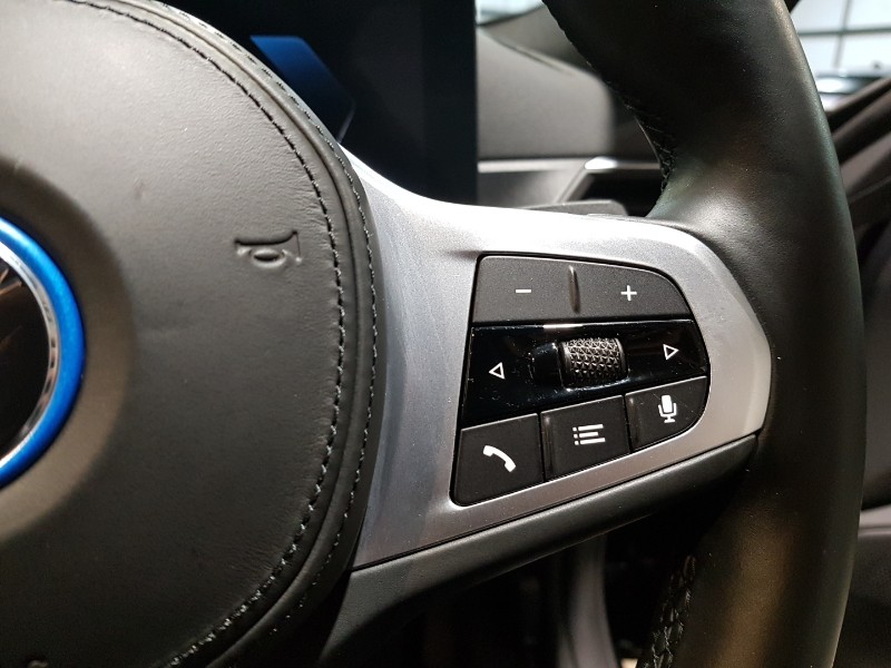 Used BMW i4 2022 for sale - 76920346: Photo 16