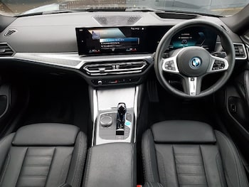 Used BMW i4 2022 for sale - 76920346: Photo