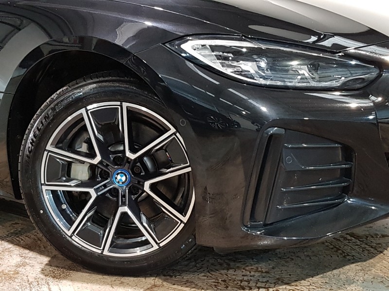 Used BMW i4 2022 for sale - 76920346: Photo 9