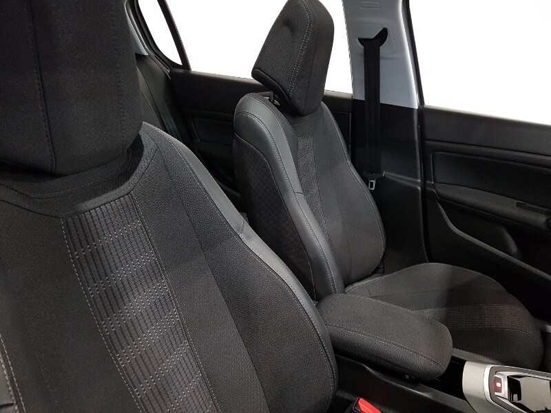 Used Peugeot 308 2018 for sale - 77933303: Photo 17