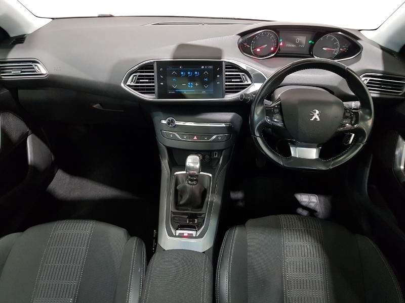 Used Peugeot 308 2018 for sale - 77933303: Photo 2