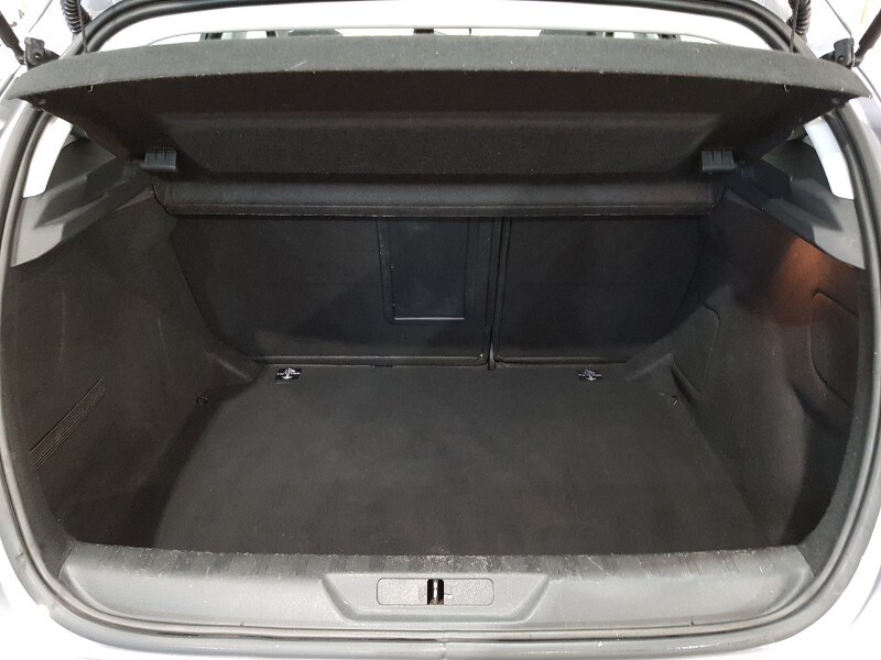 Used Peugeot 308 2018 for sale - 77933303: Photo 8