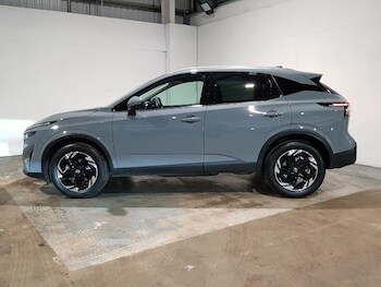 Used Nissan Qashqai 2025 for sale - 77623456: Photo