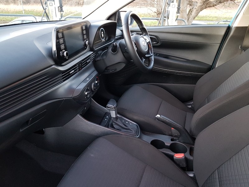 Used Hyundai i20 2023 for sale - 76970130: Photo 5