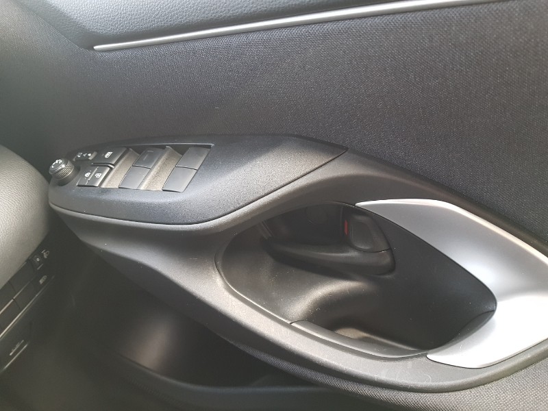 Used Mazda Mazda2 HYBRID 2024 for sale - 76437677: Photo 19