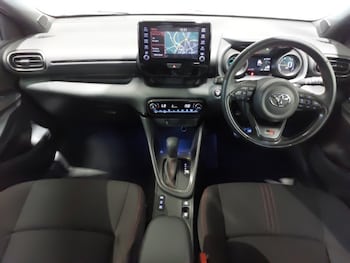 Used Toyota Yaris 2023 for sale - 78230169: Photo