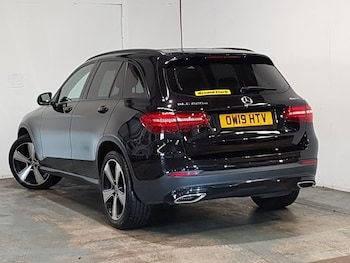 Used Mercedes-Benz GLC 2019 for sale - 75576801: Photo