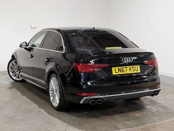 Used Audi A4 2017 for sale - 79420370: Photo