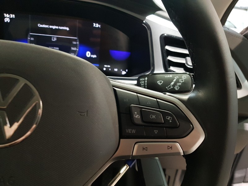 Used Volkswagen T-Roc 2022 for sale - 77224039: Photo 15