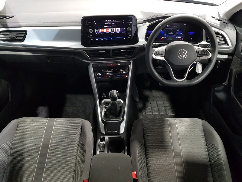 Used Volkswagen T-Roc 2022 for sale - 77224039: Photo 2