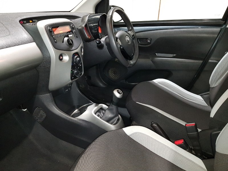 Used Toyota AYGO 2015 for sale - 78013152: Photo 5
