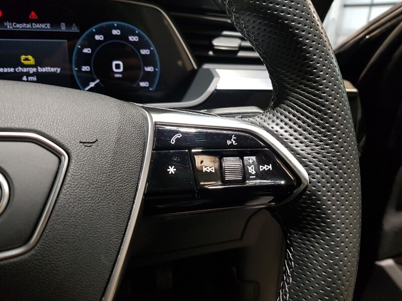 Used Audi e-tron 2022 for sale - 77208890: Photo 16