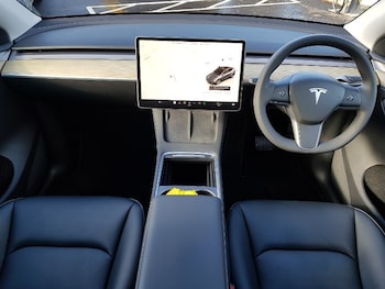 Used Tesla Model Y 2023 for sale - 76325484: Photo 2