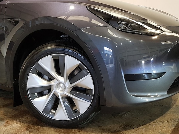 Used Tesla Model Y 2023 for sale - 76325484: Photo 9