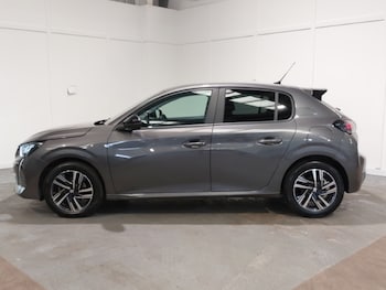 Used Peugeot 208 2023 for sale - 79343470: Photo