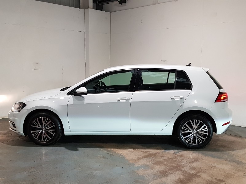 Used Volkswagen Golf 2018 for sale - 76683421: Photo 4