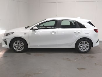 Used Kia Ceed 2019 for sale - 78585176: Photo