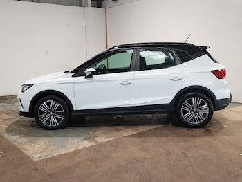 Used SEAT Arona 2023 for sale - 77852401: Photo