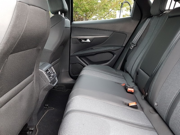 Used Peugeot 3008 2024 for sale - 76145168: Photo 6