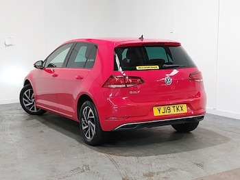 Used Volkswagen Golf 2019 for sale - 79610560: Photo