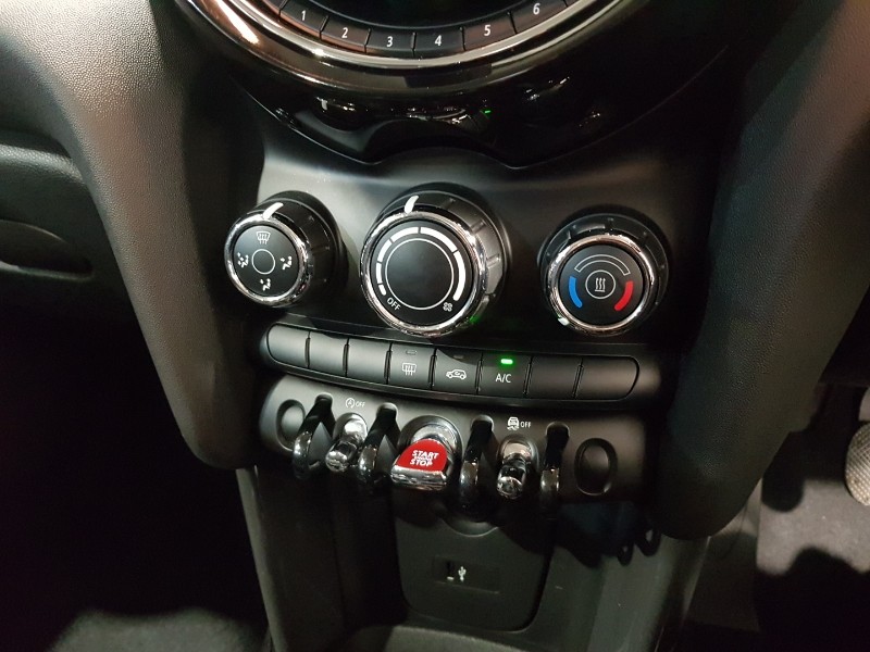 Used MINI Hatch 2018 for sale - 77094996: Photo 14