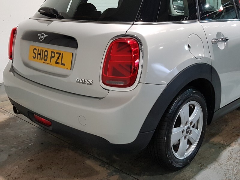 Used MINI Hatch 2018 for sale - 76901962: Photo 19