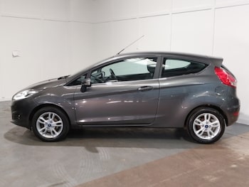 Used Ford Fiesta 2017 for sale - 78694865: Photo