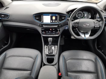 Used Hyundai IONIQ 2017 for sale - 76540481: Photo