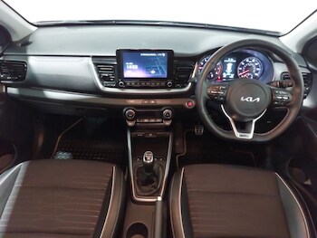 Used Kia Stonic 2023 for sale - 78563713: Photo