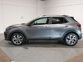 Used Kia Stonic 2023 for sale - 78563713: Photo